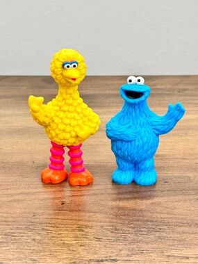 VINTAGE Applause Sesame Street Big Bird Cookie Monster Waving Figure Cake Topper